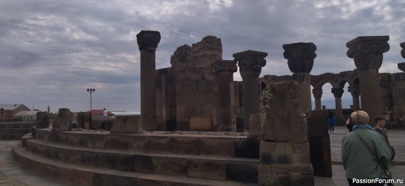 А за тобою Арарат, Армения моя...