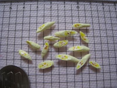 Банана из полимерной глины