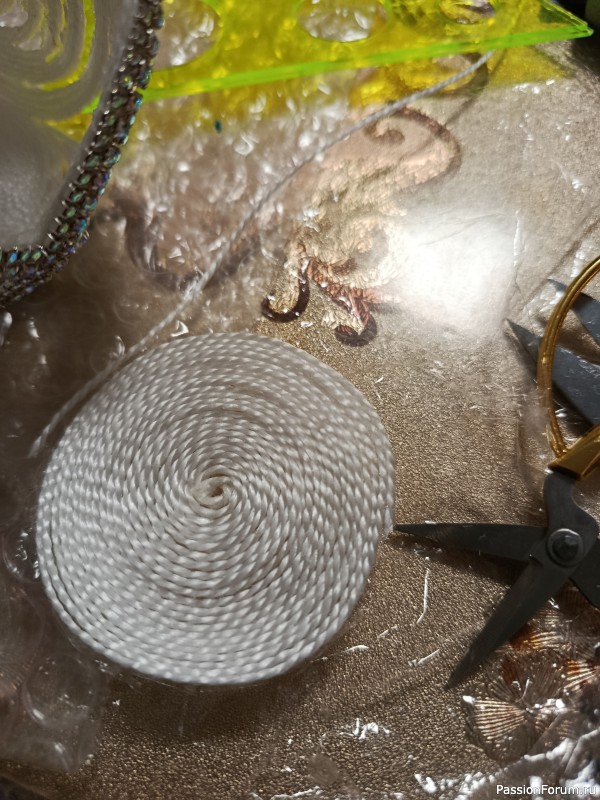 Пасхальное яйцо-нора