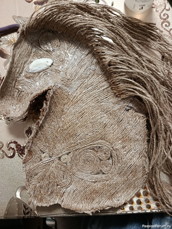 Конкурсная работа: Лошадка Снежка