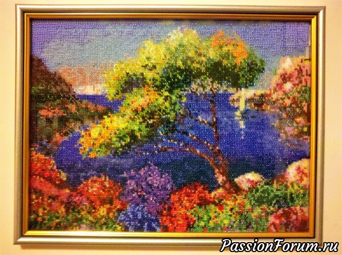 Вышитые картины.