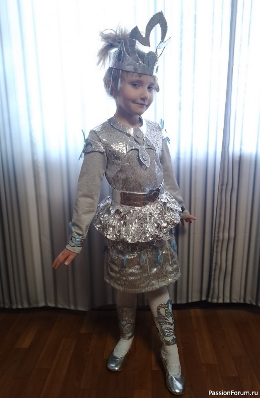 Вышивка ушла на второй план...
