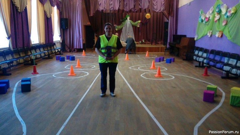 А может и я подойду на роль ведьмы-волшебницы?