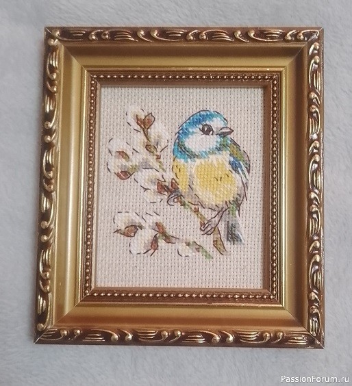 Всех любителей вышивки поздравляю! И немного о вышивке...