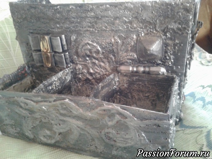 Перегородки от раствора размокали, выгибались и не хотели возвращаться в первоначальное состояние. Перегородки от раствора размокали, выгибались и не хотели возвращаться в первоначальное состояние.