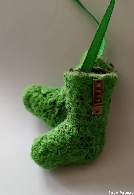 С уходящим и наступающим!