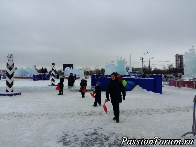 Это Москва! После Рождества.