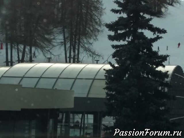 а уже сидя в машине рассмотрела вот такой бассейн, представляете? Все что душеньке угодно можно найти в этом городке! а уже сидя в машине рассмотрела вот такой бассейн, представляете? Все что душеньке угодно можно найти в этом городке!
