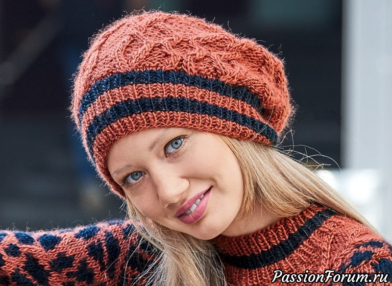 Берет с узором из &laquo;кос&raquo;