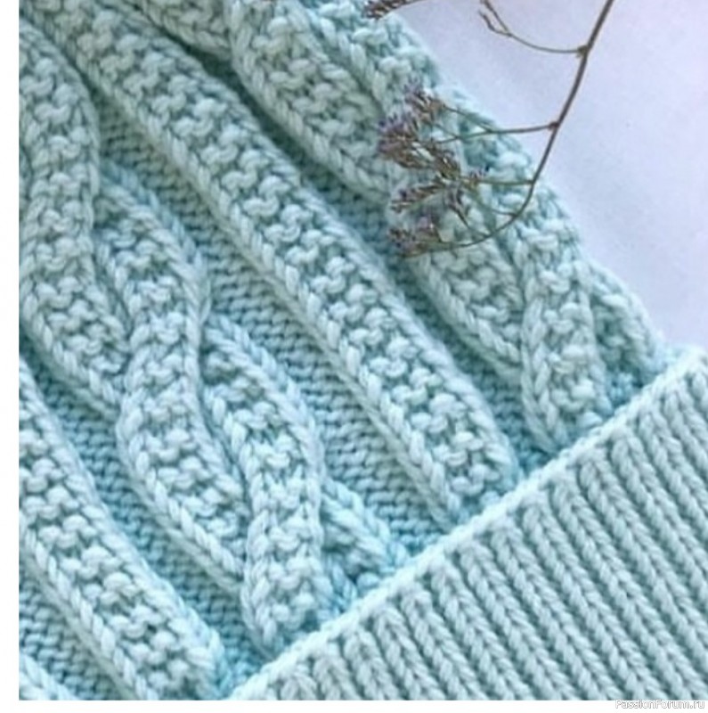 Шапка крупным узором. Схема