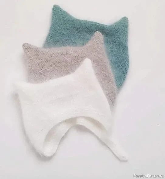 Шапочка "Kitty Cap" из пуховой пряжи. Описание