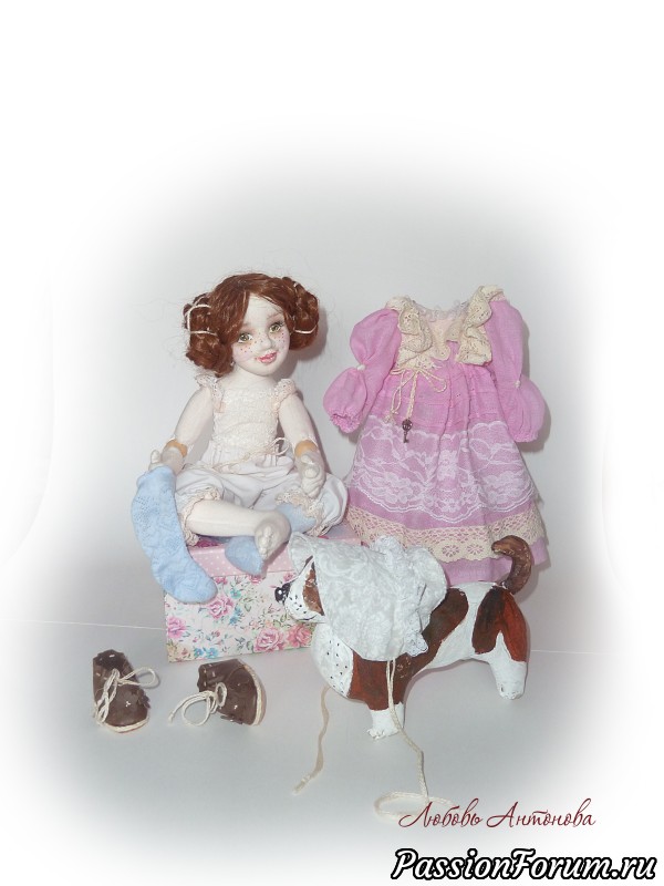 Текстильная куколка ручной работы.