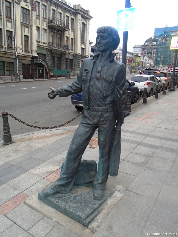 На восток! ))) На восток! )))
