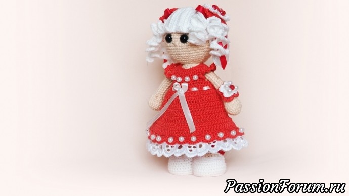 Моя первая куколка амигуруми