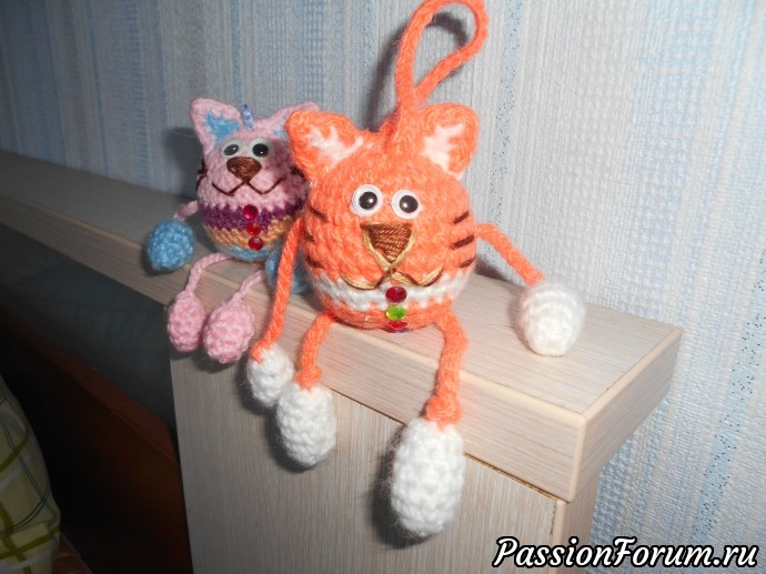 Вязаные котики . Вязаные котики .