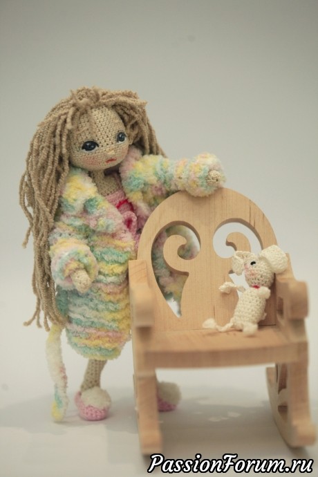 Каркасная кукла Рита с зайчиком