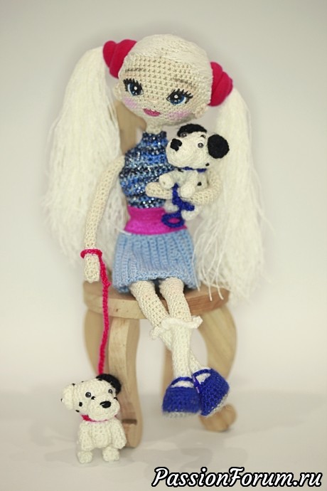 Кукла Василиса с далматинцами