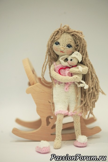 Каркасная кукла Рита с зайчиком