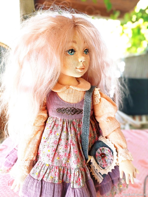 Авторская текстильная интерьерная кукла Анна
