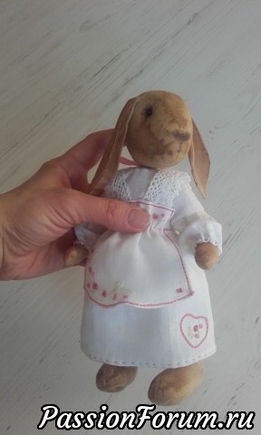 Пасхальная крольчиха Соня