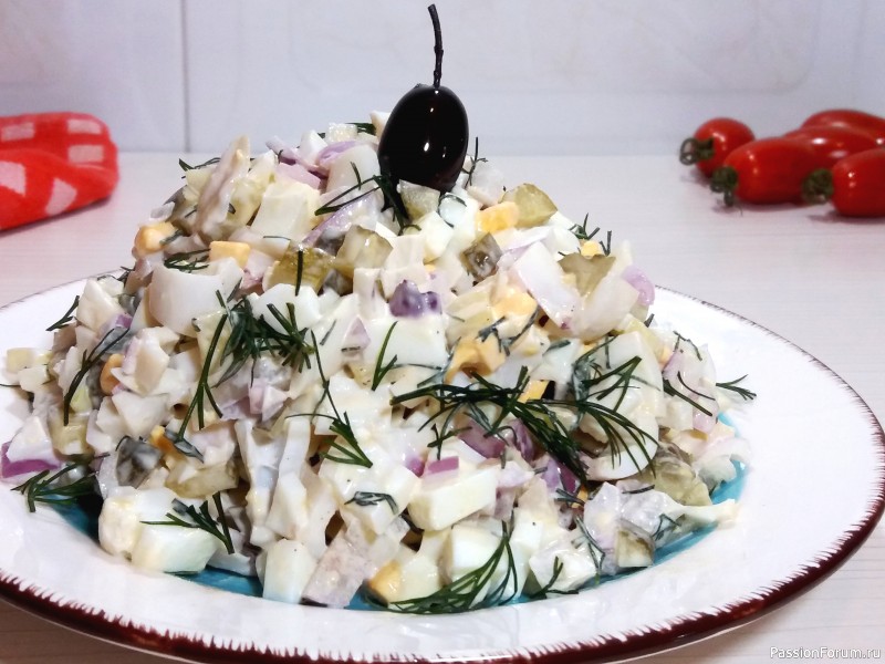 Вкусный салат с кальмарами и овощами.Рецепт салата.
