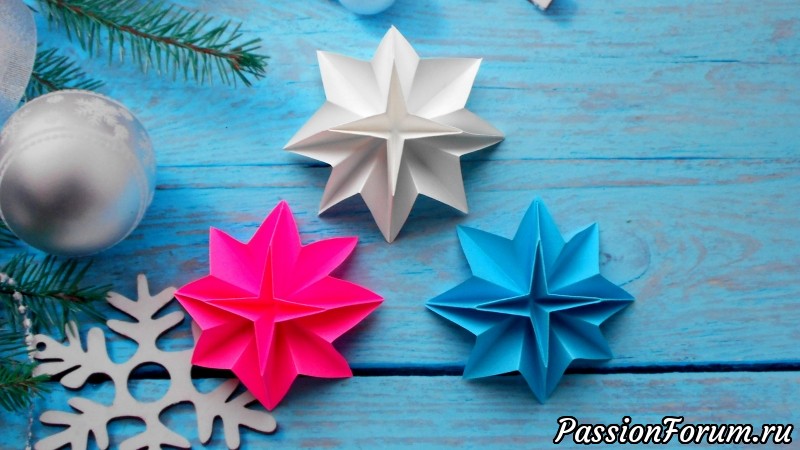 Новогодние поделки-оригами