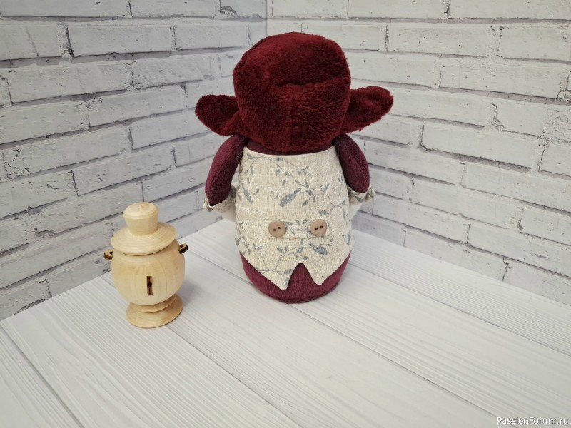 Петрович с самоваром