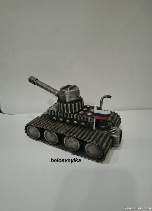 Поделка танк их картона. Мой МК
