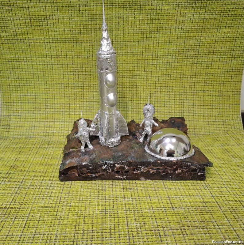 Поделка на день Космонавтики