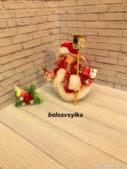 Снеговик с птичкой и скворечником