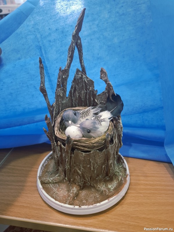 Поделка Гнездо на пеньке