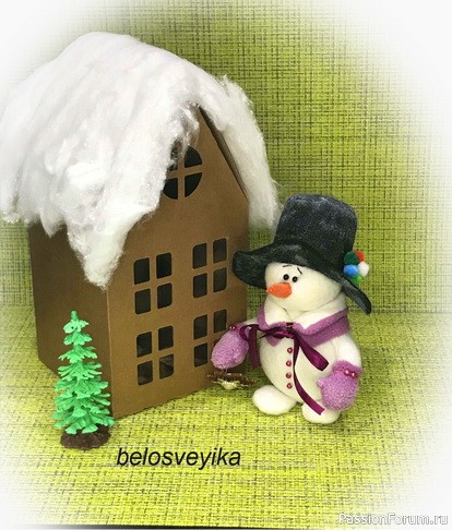 Ещё два снеговика из флиса.