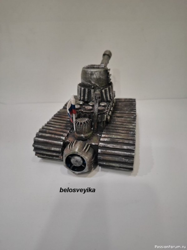 Поделка танк их картона. Мой МК