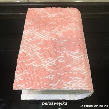 Шкатулка книга "Дама с розой" Шкатулка книга "Дама с розой"