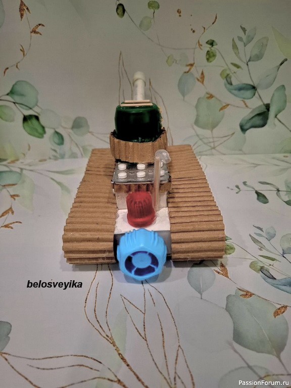 Поделка танк их картона. Мой МК