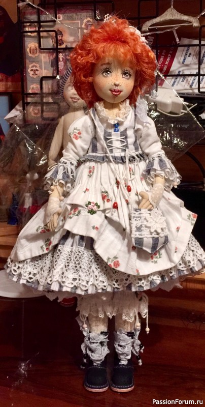 Интерьерная текстильная кукла