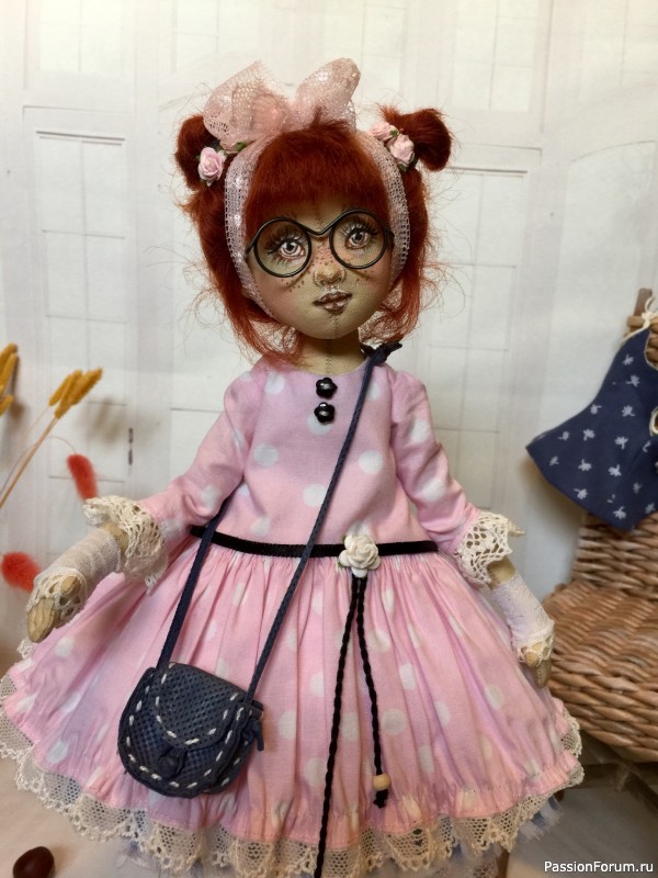 Текстильная интерьерная кукла