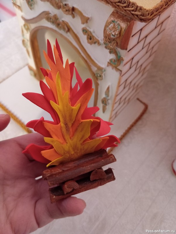 Камин для кукол