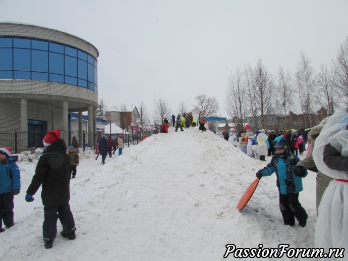 У всех Дед мороз, а у нас снеговики.