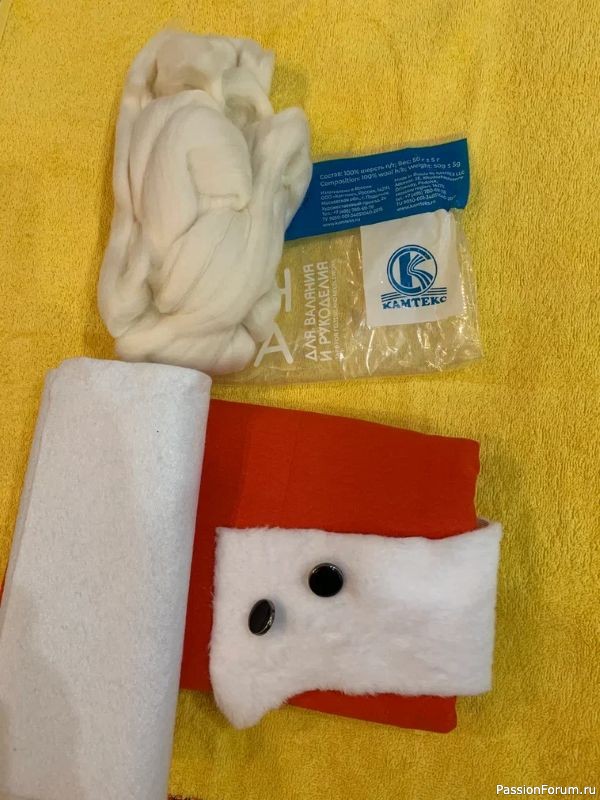 Мягкая огненная лошадка-символ удачи и тепла