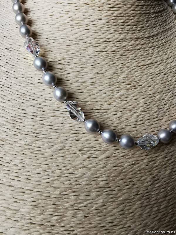 Колье из натурального жемчуга
