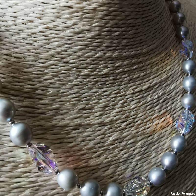 Колье из натурального жемчуга
