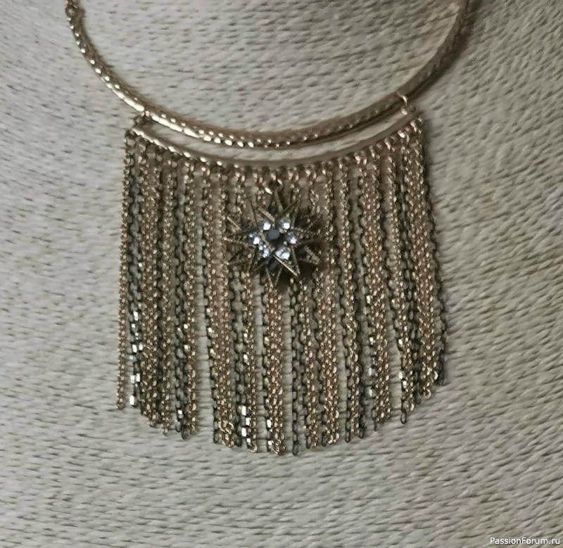 Комплект: колье и серьги