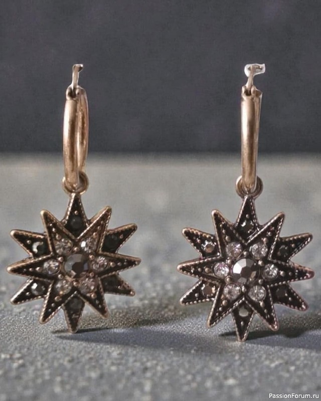 Комплект: колье и серьги