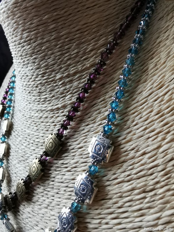 Колье в винтажном стиле