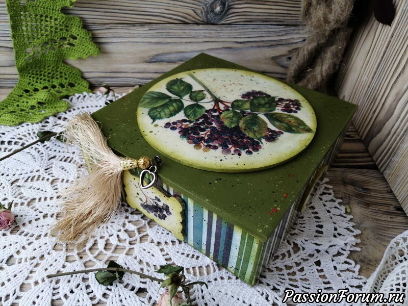 "Бузина". Кухонный комплект "Бузина". Кухонный комплект
