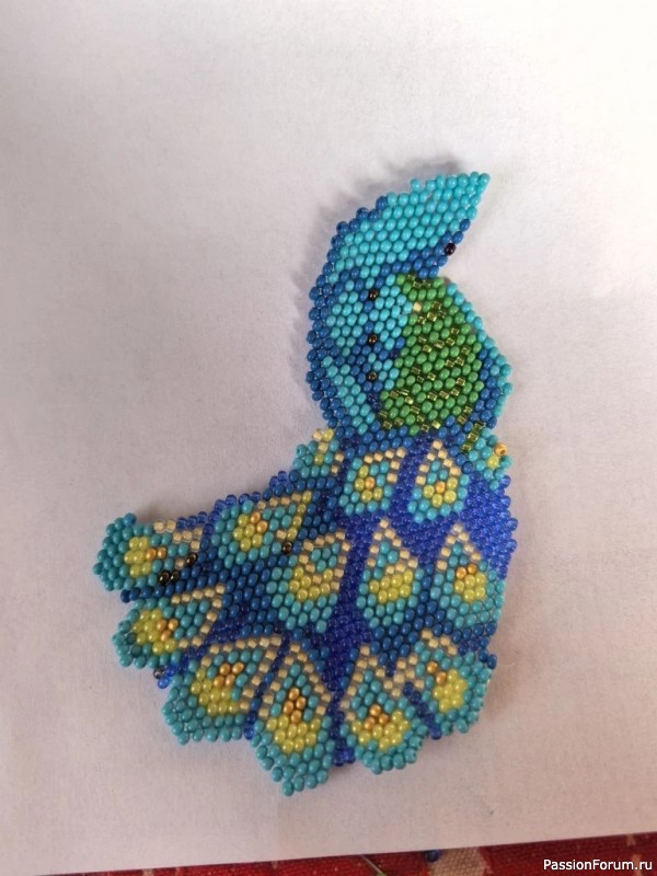 Павлин и Пасхальное яйцо