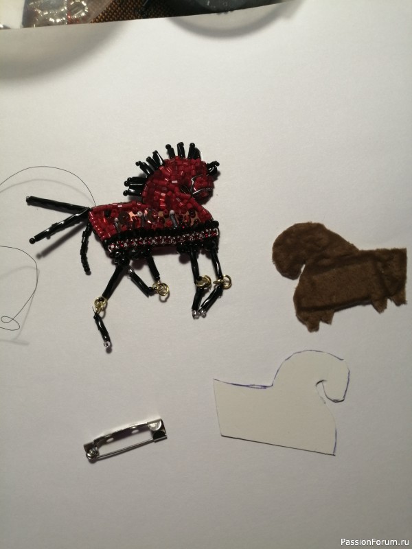брошь мезенская лошадь