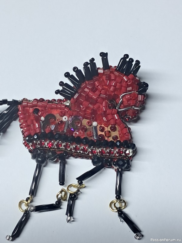 брошь мезенская лошадь