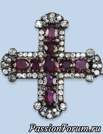Христианская символика (крест) в ювелирных украшениях со всего мира.